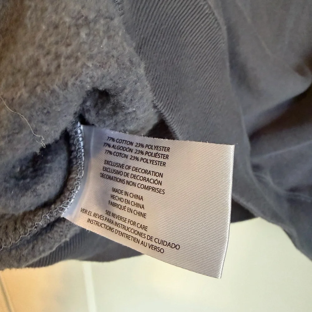 GAP Crewneck
